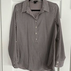 Ann Taylor black and burgundy top